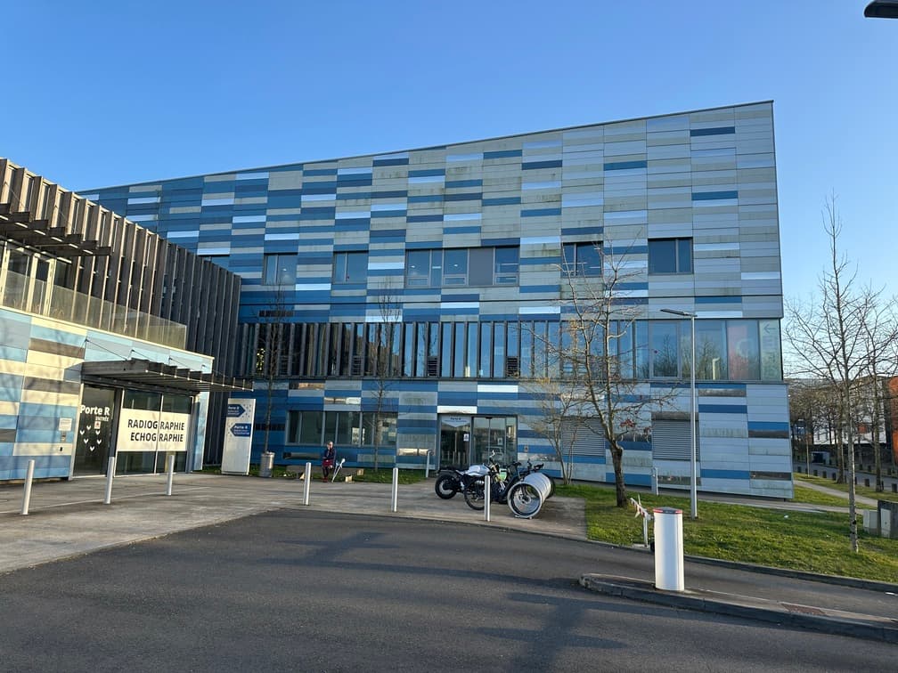 Porte R - Accès radiologie